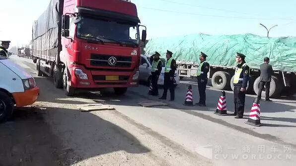 9月1日起執(zhí)行！超載車輛不讓進(jìn)青海！.jpg