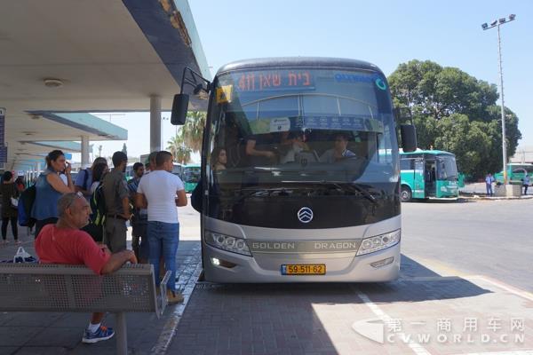 4 以色列街頭，與金旅“Golden Dragon”不經(jīng)意的邂逅已成為一種獨(dú)特風(fēng)景.jpg