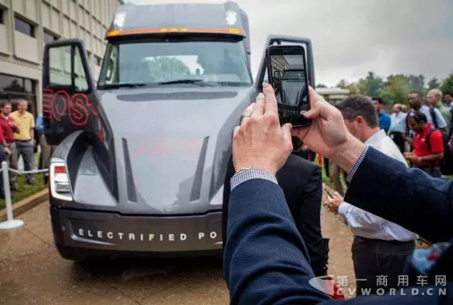 全電動重型城市用卡車概念車全球首秀，就是這么燃！4.jpg