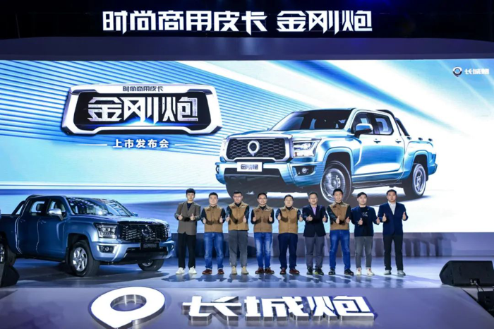 【第一商用車網(wǎng) 原創(chuàng)】從終端來看，2022年，是皮卡市場自2018年以來，銷量首次下滑的一年，但是，同時也是皮卡品牌數(shù)量及產(chǎn)品類別最為豐富的一年。