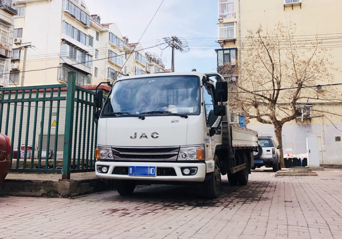 短途配送如何選車(chē)？江淮康鈴車(chē)主有話(huà)說(shuō).png