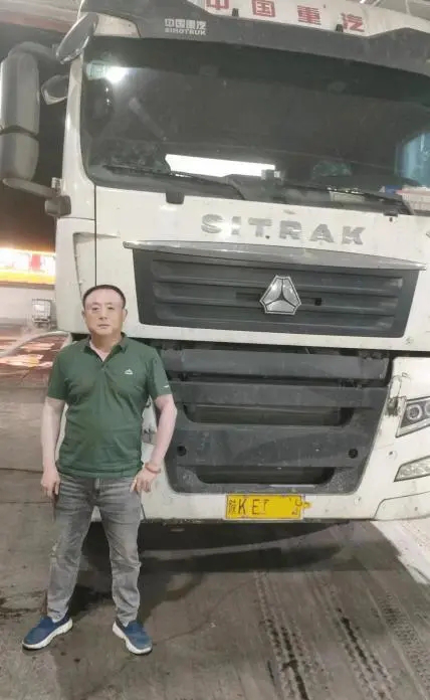 中國重汽汕德卡G7S燃氣車.png