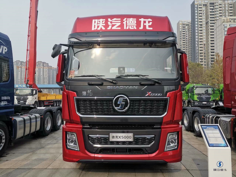 德龍X5000 6×4 AMT智行版牽引車