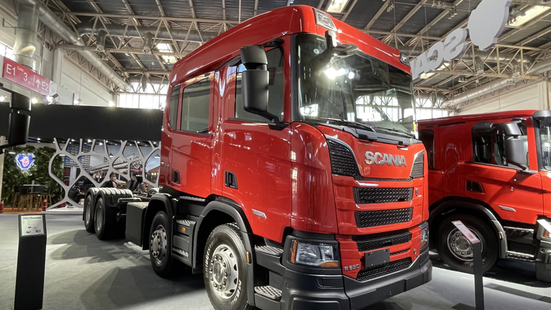 斯堪尼亞R650 8X4水罐車